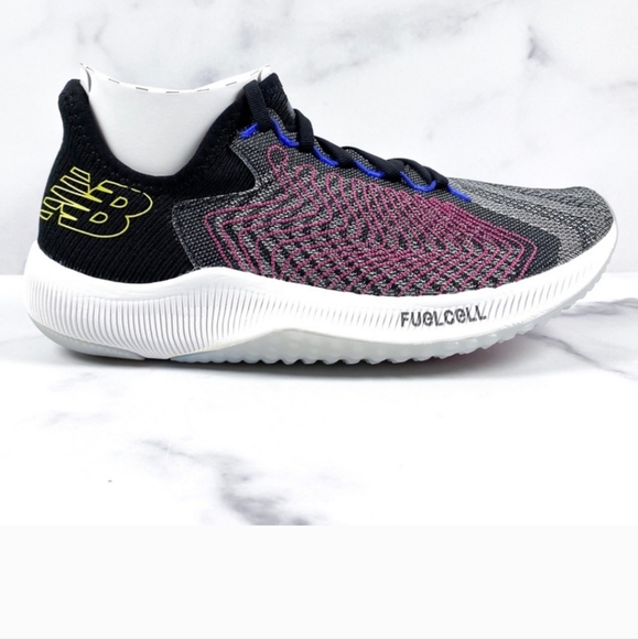 New Balance FuelCell Rebel performance shoes in women size: 12D - Picture 3 of 14
